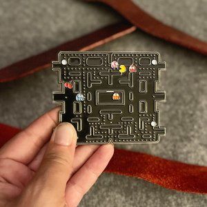 Pacman Removable Unisex Belt Buckle, Enamel black and color